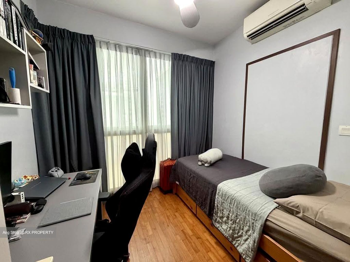 1 Canberra (D27), Condominium #636844691